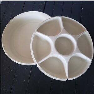 Tupperware Veggie Tray Lid Set 1665-3 1666-3 Vtg